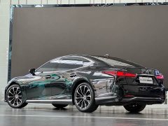 Lexus LS 500h Edition - фото 4