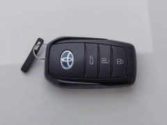Toyota Corolla 1.8L Intelligent Hybrid Dual Engine Pioneer Edition - фото 19
