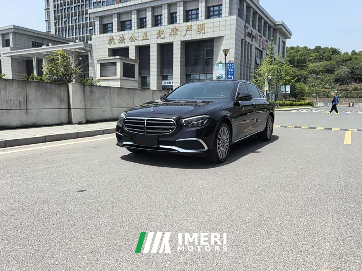 Mercedes-Benz E-Class E 300 L Luxury - автомобиль из Китая