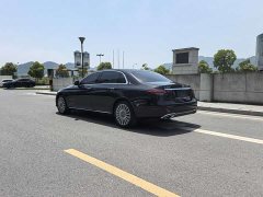 Mercedes-Benz E-Class E 300 L Luxury - фото 3