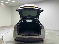 Tesla Model Y 2022 facelift rear-wheel drive version - фото 14