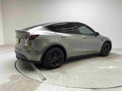 Tesla Model Y 2022 facelift rear-wheel drive version - фото 18