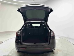 Tesla Model Y 2022 facelift rear-wheel drive version - фото 15