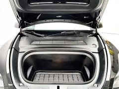 Tesla Model Y 2022 facelift rear-wheel drive version - фото 15
