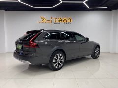 Volvo V90 Cross Country B5 AWD Edition - фото 19