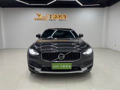 Volvo V90 Cross Country B5 AWD Edition - фото 2