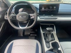 Geely Emgrand 2022 4th Generation 1.5L CVT Flagship Edition - фото 18