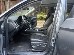 Audi Q5L 2020 facelift 40 TFSI enjoys fashionable style - фото 18