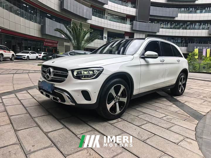 Mercedes-Benz GLC 260 L 4MATIC Version
