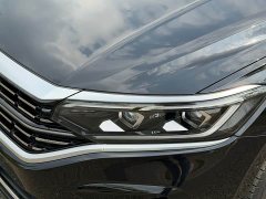 Volkswagen Passat 330TSI Luxury Edition - фото 13