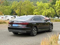 Volkswagen Passat 330TSI Luxury Edition - фото 4