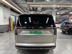 Volvo EM90 2025 Ultra six-seater - фото 6