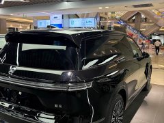 NIO ES8 Six-seater Executive Deluxe Edition - фото 5