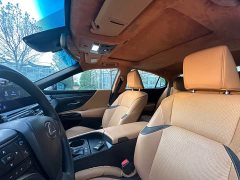Lexus ES 2022 300h Excellence Edition - фото 5