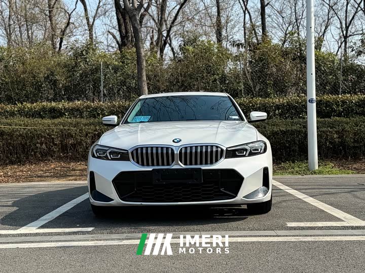 BMW 3 320i M - автомобиль из Китая
