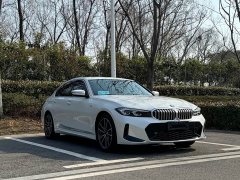 BMW 3 320i M - фото 3