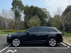 Audi Q7 55 TFSI quattro S line Version - фото 4