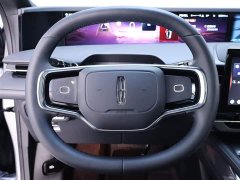 Lincoln Voyager 2.0T four-wheel drive Atlantis Exclusive Edition - фото 16