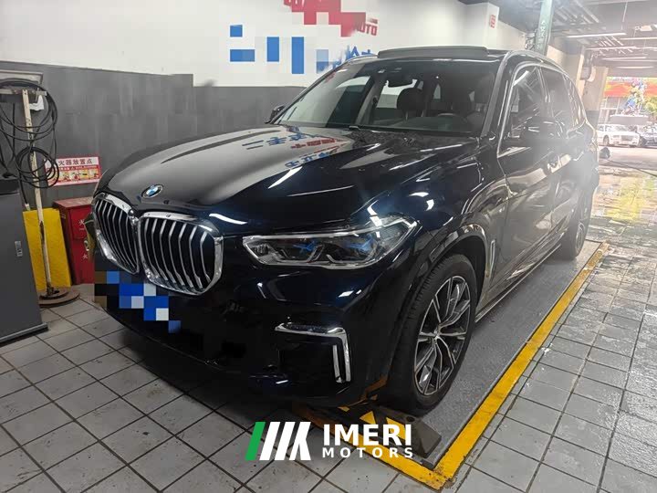 BMW X5 2022 facelift xDrive 30Li exclusive M sports package - автомобиль из Китая