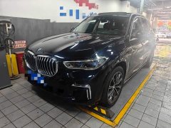 BMW X5 2022 facelift xDrive 30Li exclusive M sports package - фото 1