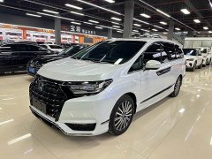 Elise 2.0L e:HEV Luxury Edition - фото 1