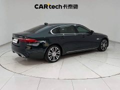 Jaguar XFL 2.0T P250 two-wheel drive exclusive luxury version - фото 11