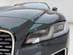 Jaguar XFL 2.0T P250 two-wheel drive exclusive luxury version - фото 2
