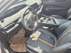 Changan UNI-V 1.5T premium - фото 6
