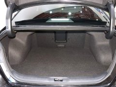 Nissan Altima 2.0L SV Black Gold Edition - фото 16