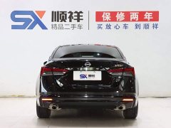 Nissan Altima 2.0L SV Black Gold Edition - фото 5