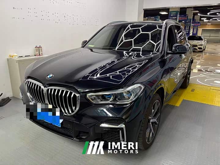 BMW X5 2022 facelift xDrive 40Li M sports package - автомобиль из Китая