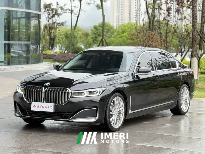 BMW 7 Series 730Li Luxury Package - автомобиль из Китая