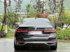 BMW 7 Series 730Li Luxury Package - фото 4