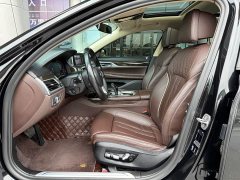BMW 7 Series 730Li Luxury Package - фото 6