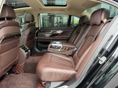 BMW 7 Series 730Li Luxury Package - фото 8