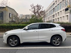 BMW X2 sDrive25i leading M sports package - фото 4