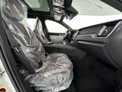 Volvo XC60 B5 four-wheel drive Zhiyi Luxury Edition - фото 16
