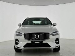 Volvo XC60 B5 four-wheel drive Zhiyi Luxury Edition - фото 2