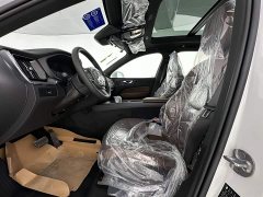 Volvo XC60 B5 four-wheel drive Zhiyi Luxury Edition - фото 5