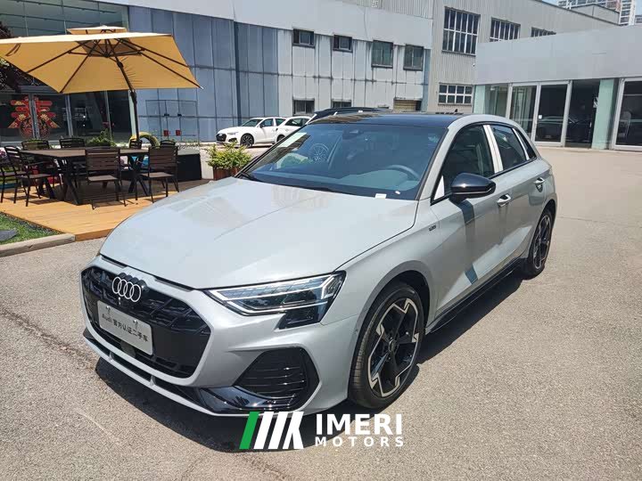 Audi A3 Sportback 35TFSI Deluxe Version Luxury