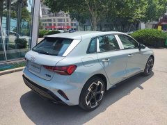 Audi A3 Sportback 35TFSI Deluxe Version Luxury - фото 2