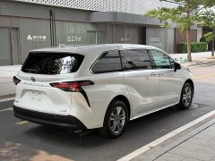 Toyota SIENNA 2.5LPHEV Edition - фото 18