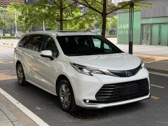 Toyota SIENNA 2.5LPHEV Edition - фото 3