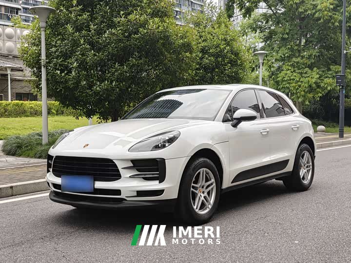 Porsche Macan 2.0T - автомобиль из Китая