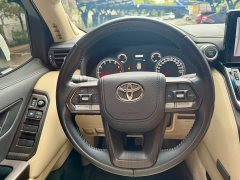 Toyota Land Cruiser (Imported) 2023 3.5L Automatic - фото 16