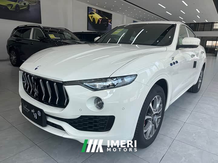 Porsche Levante 2.0T GT - автомобиль из Китая