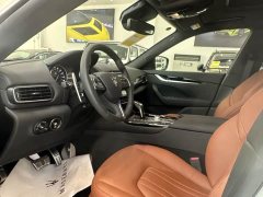 Porsche Levante 2.0T GT - фото 7