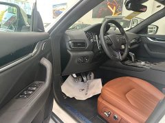 Porsche Levante 2.0T GT - фото 8