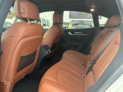 Porsche Levante 2.0T GT - фото 9
