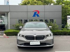 BMW i5 eDrive 35L Luxury - фото 2